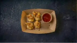 Frasiga wonton dumplings med räkfyllning (4pcs)	